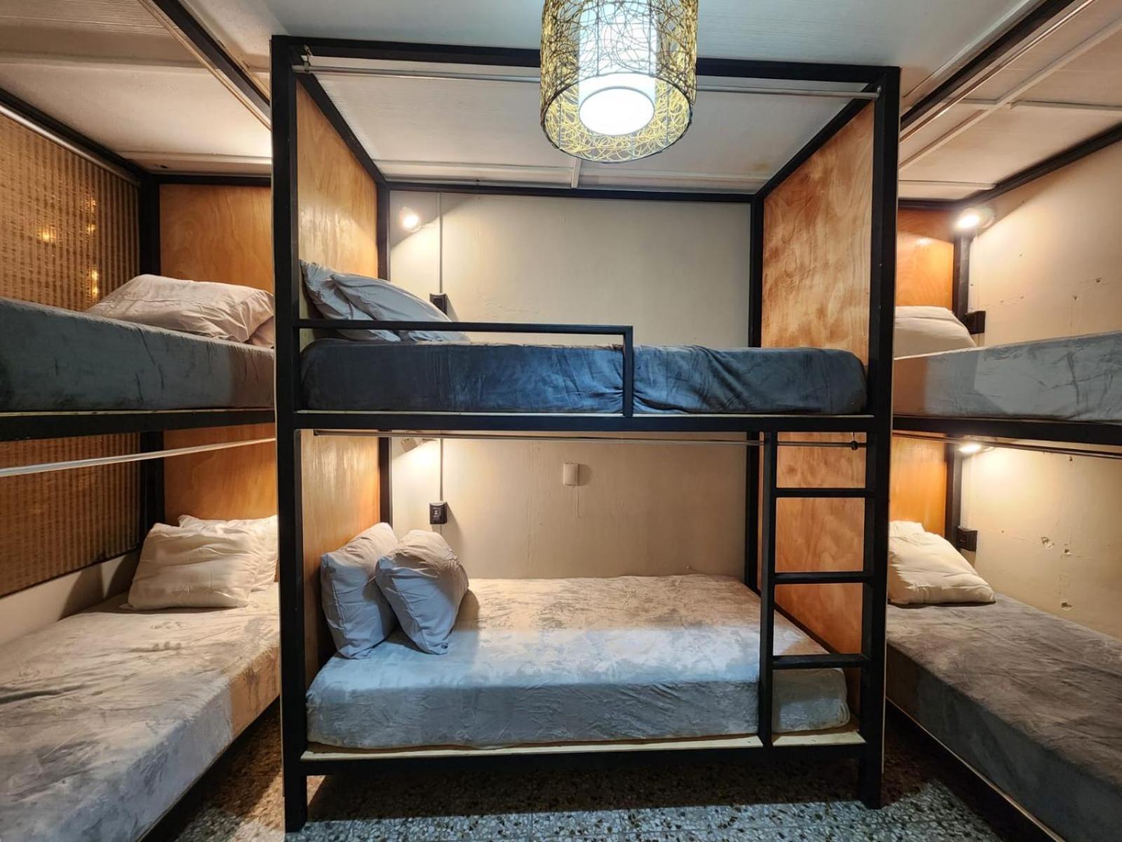 La Mochila Urbana3 Homestay San Salvador
